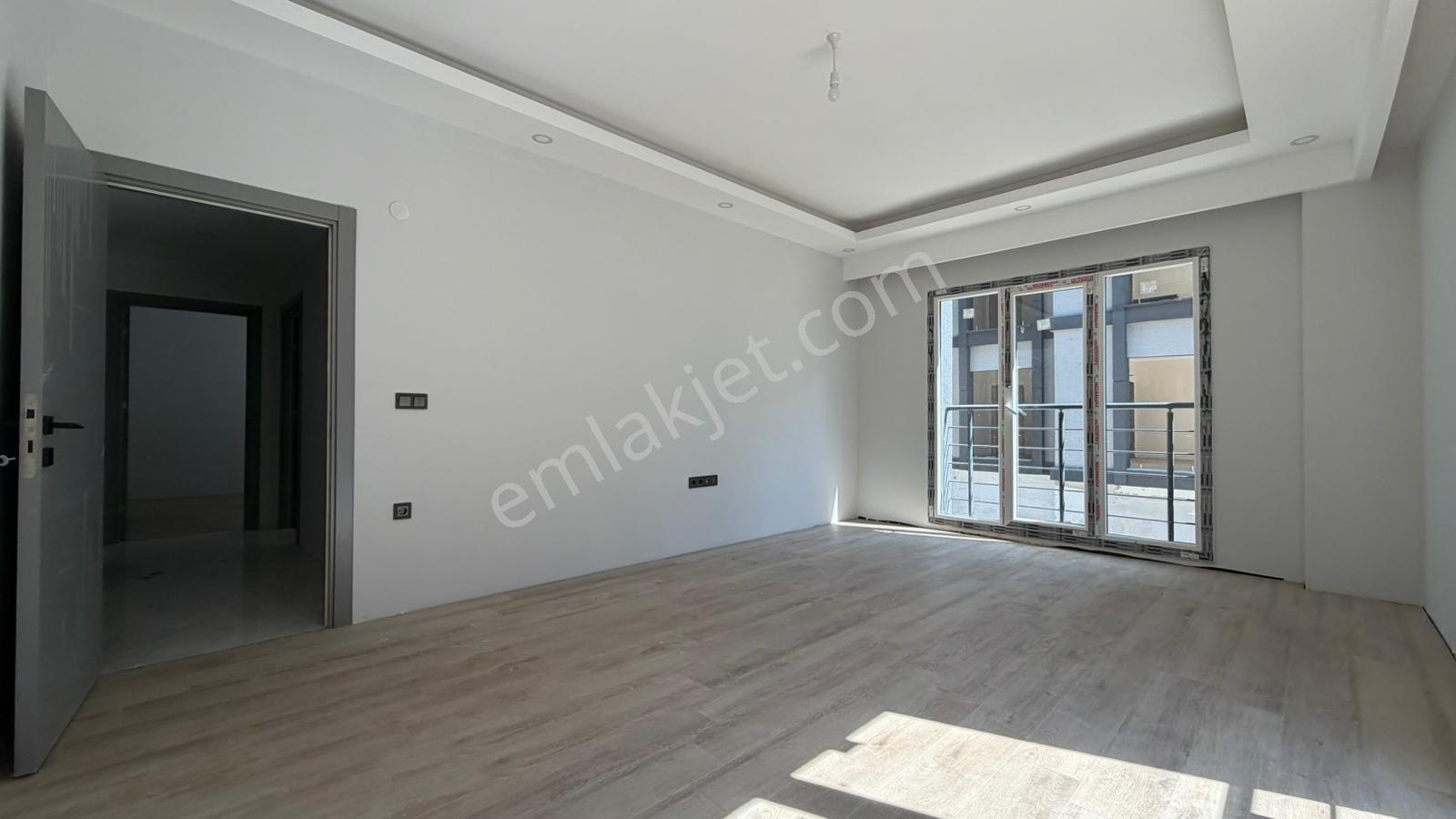 Tekirdağ Atatürk Mh Havuzlu Site İçersinde Satılık Lüx 2+1 Daire - Görsel 5
