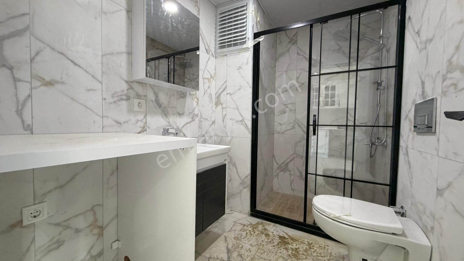 Atatürk Mah Havuzlu Site İçerisinde Kiralık Lüx 1+1 Daire - Görsel 4
