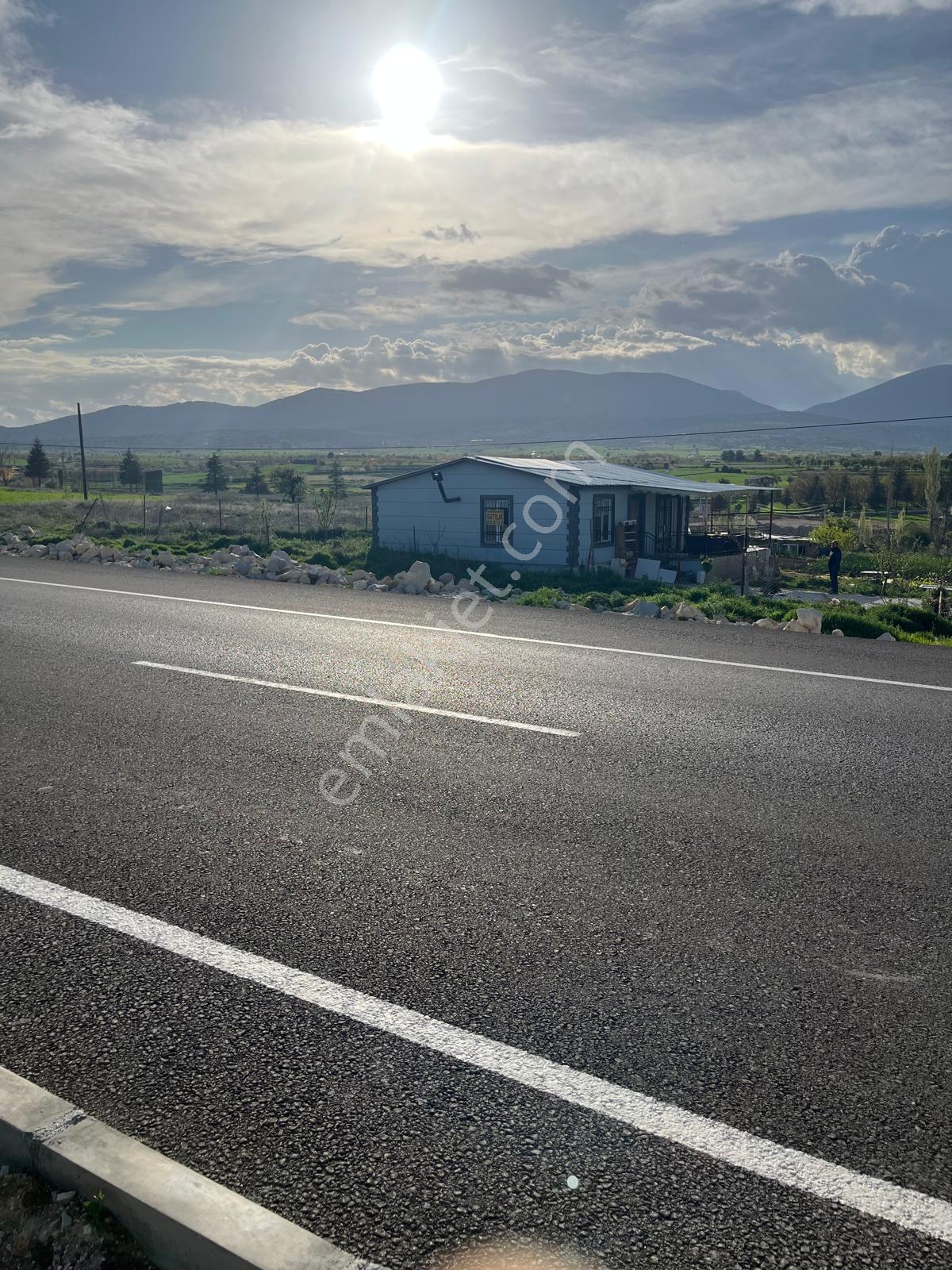 Korkuteli Bozova Yukarı Da İçinde 2+1 Ev Olan 842 M2 Satılık Tarla - Görsel 11