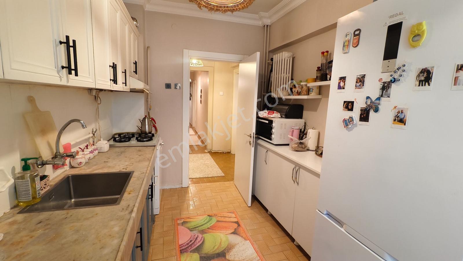 Uğur Şahin'den İzmit Merkezde Satılık Arakat 3+1 14om² Daire - Görsel 31