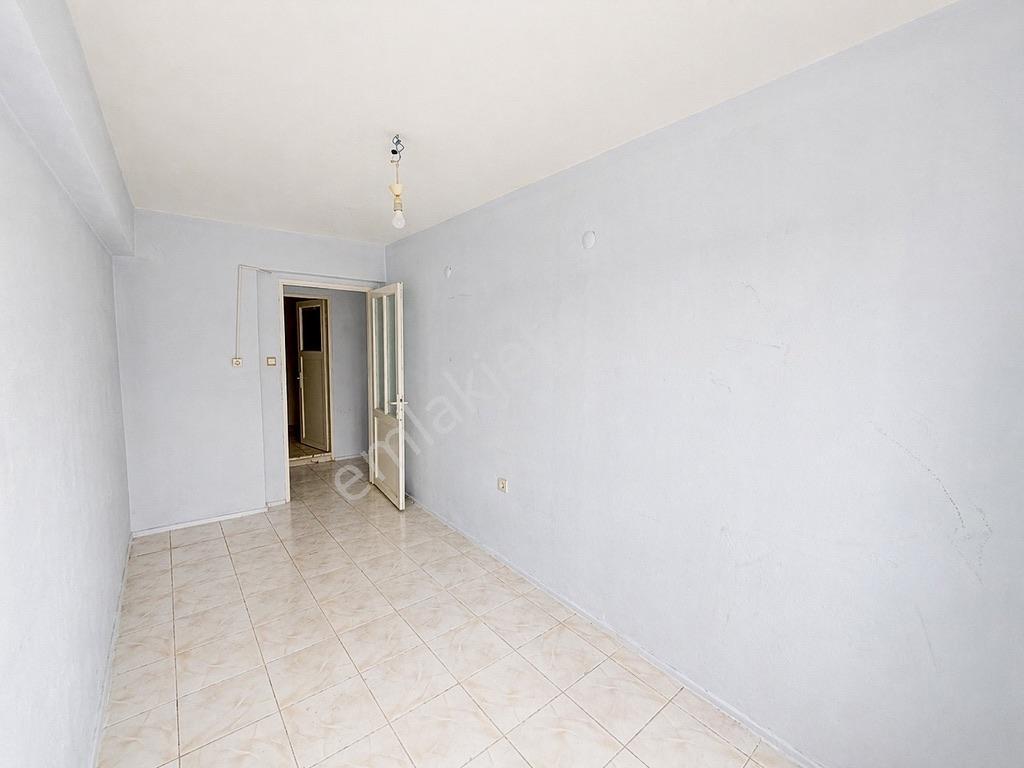 Buca Batı Girişinde I Site İçi,asansörlü,ferah Ve Aydınlık Daire - Görsel 10