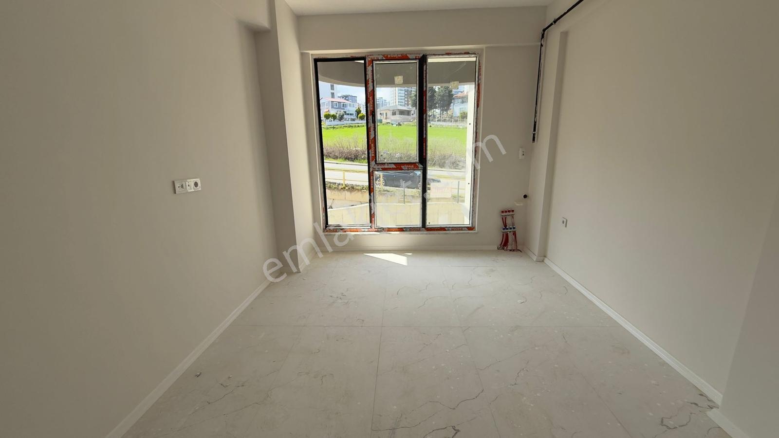 Toplu Konut Bulvarına Cephe | Remax Rahşan Çam'dan Satılık 1+1 - Görsel 7