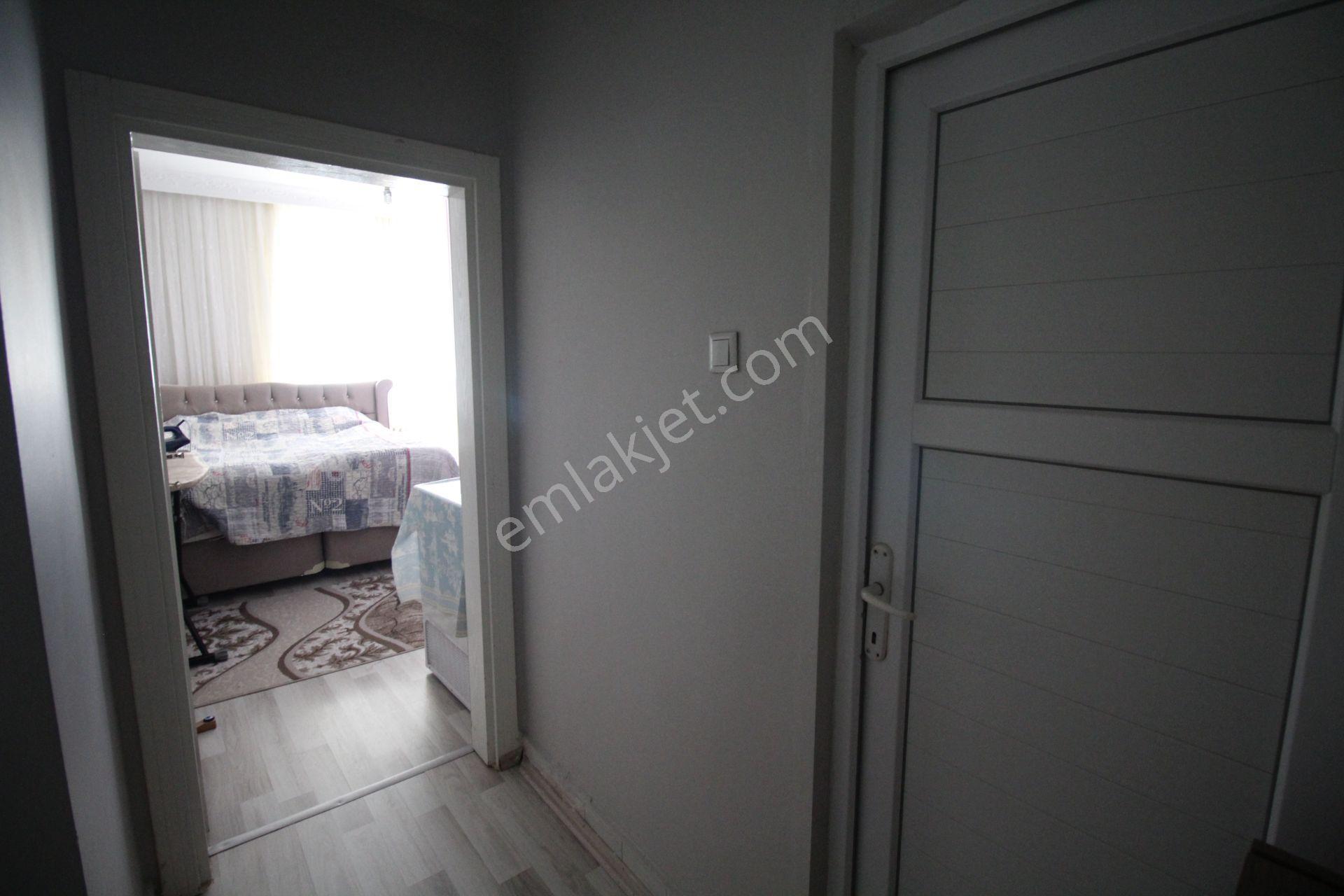 Aksaray Fatih Mahallesi Atasaray Cami Civarı 3+1 Satılık Bakımlı Daire - Görsel 19