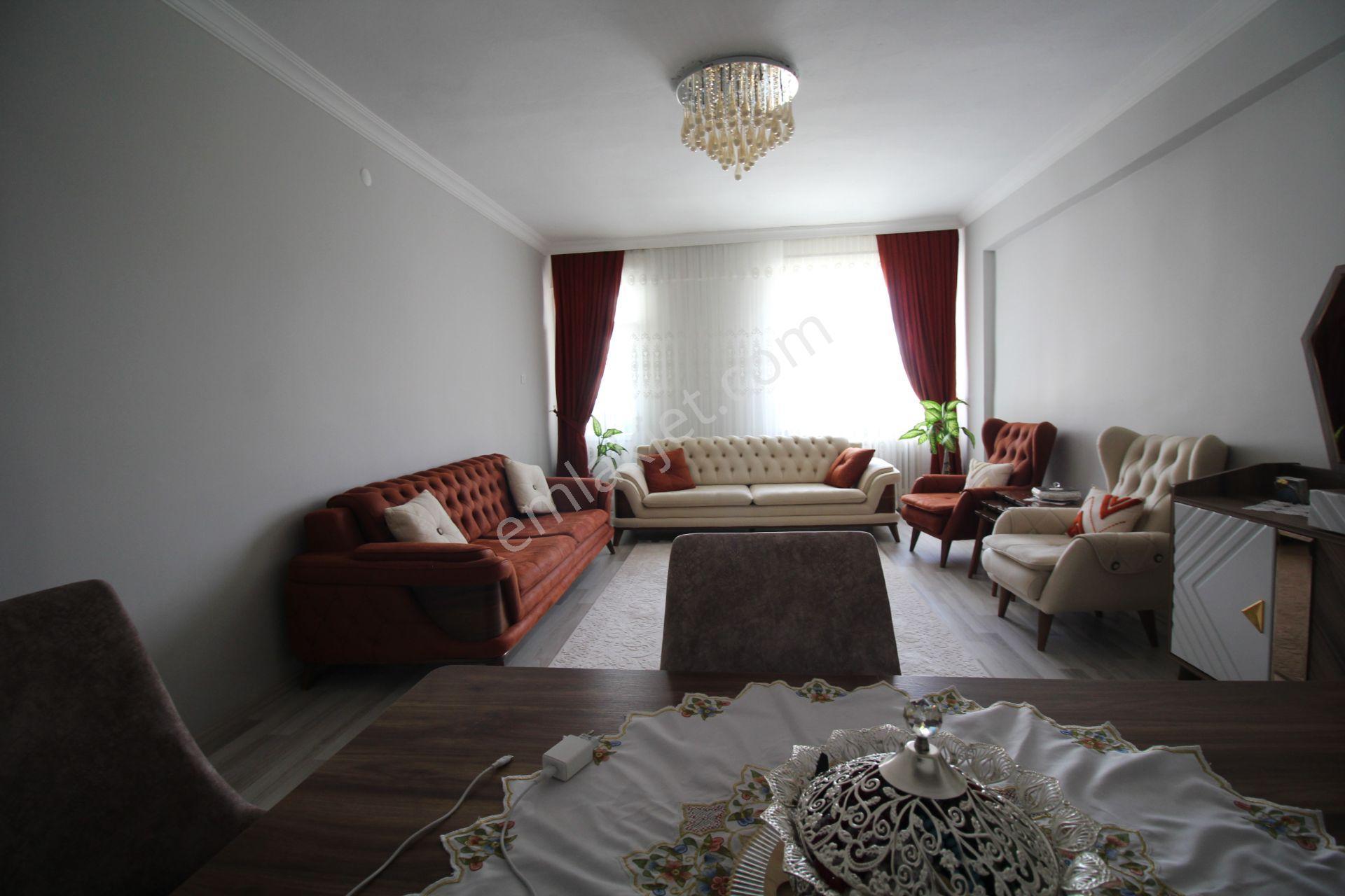 Aksaray Fatih Mahallesi Atasaray Cami Civarı 3+1 Satılık Bakımlı Daire - Görsel 11