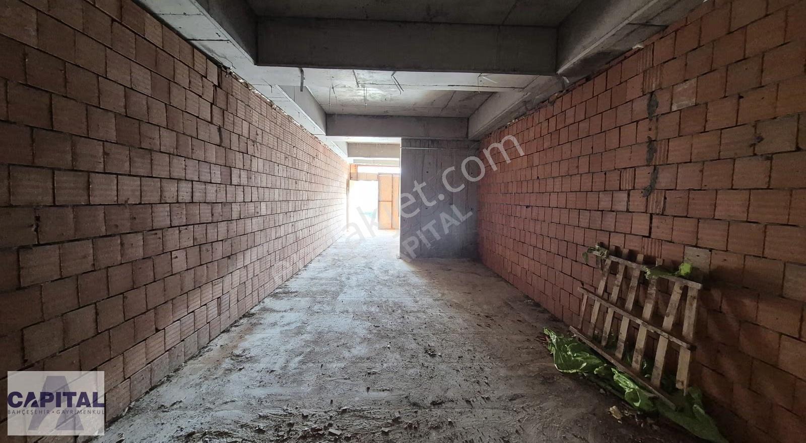 Ödül İstanbul Sitesi Bulvar Üzeri 2 Katlı Satılık Dükkan - Görsel 8