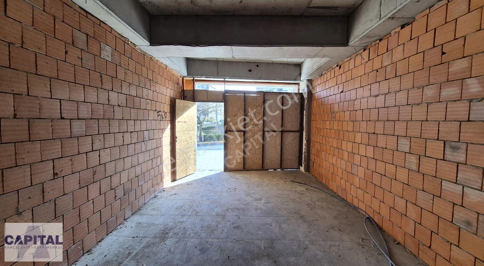 Ödül İstanbul Sitesi Bulvar Üzeri 2 Katlı Satılık Dükkan - Görsel 7