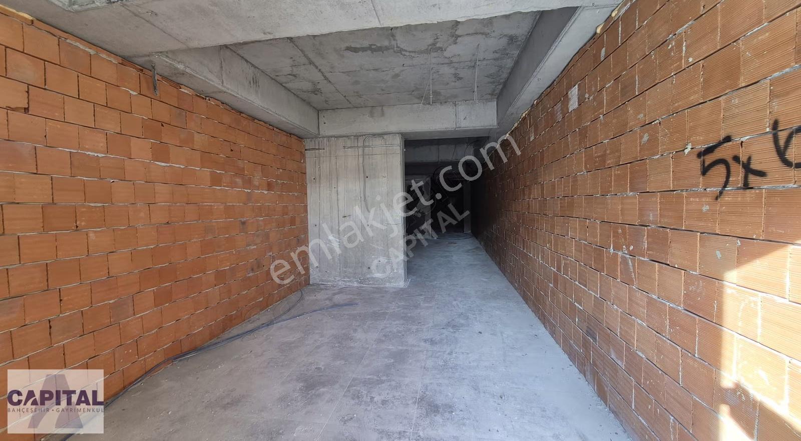 Ödül İstanbul Sitesi Bulvar Üzeri 2 Katlı Satılık Dükkan - Görsel 3