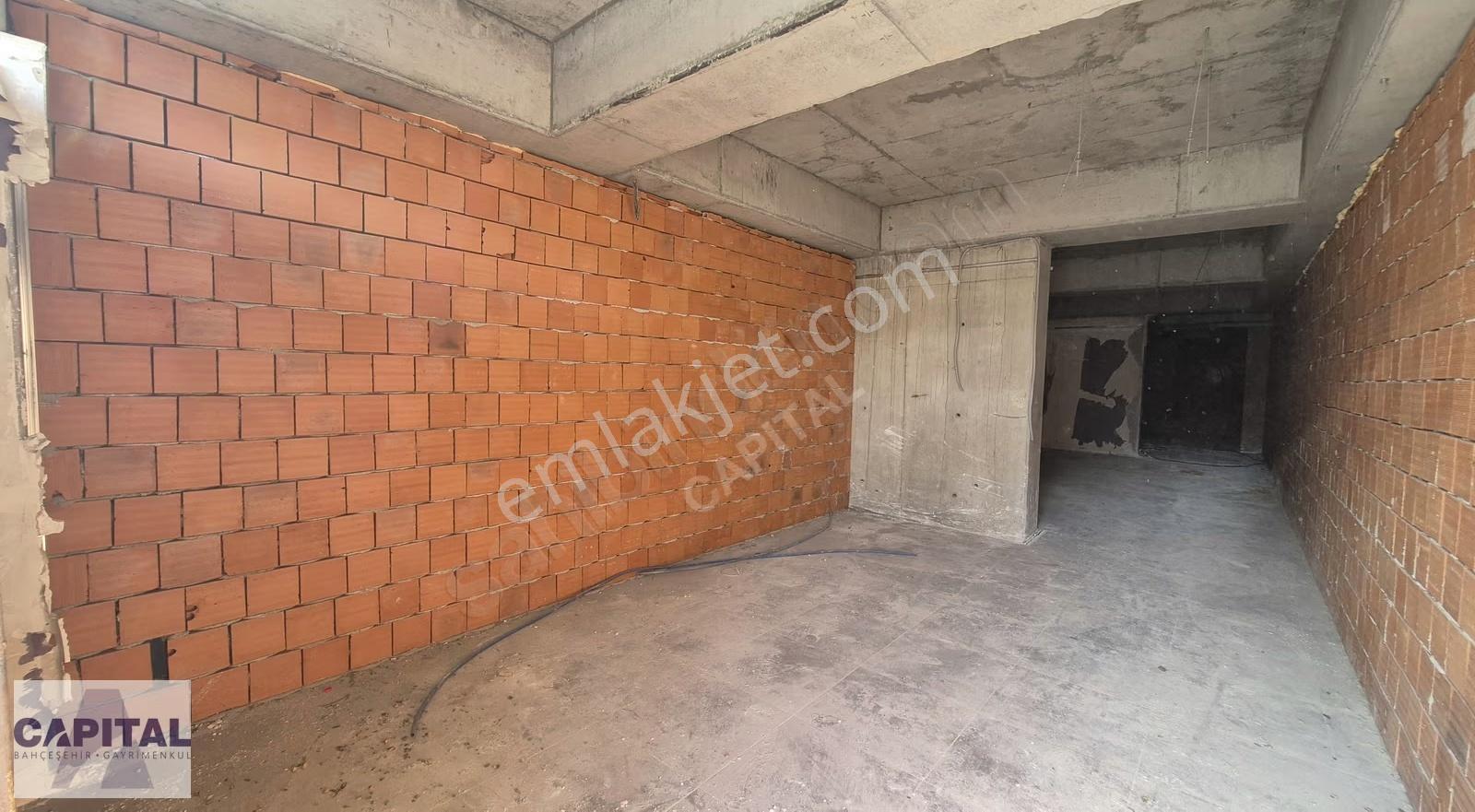 Ödül İstanbul Sitesi Bulvar Üzeri 2 Katlı Kiralık Dükkan - Görsel 5