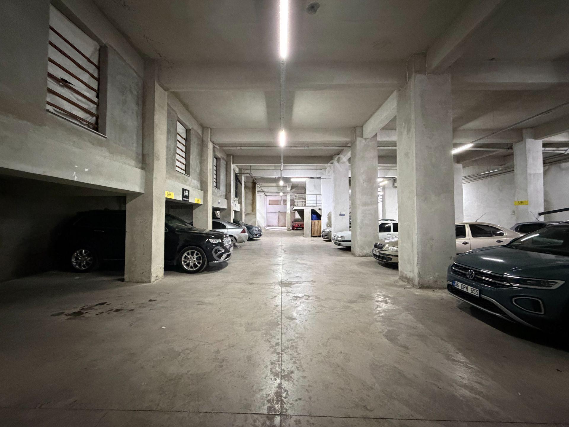 Maltepe Atatürk Cd Üzeri Prestijli Plaza Katı 300 M2 ! - Görsel 25