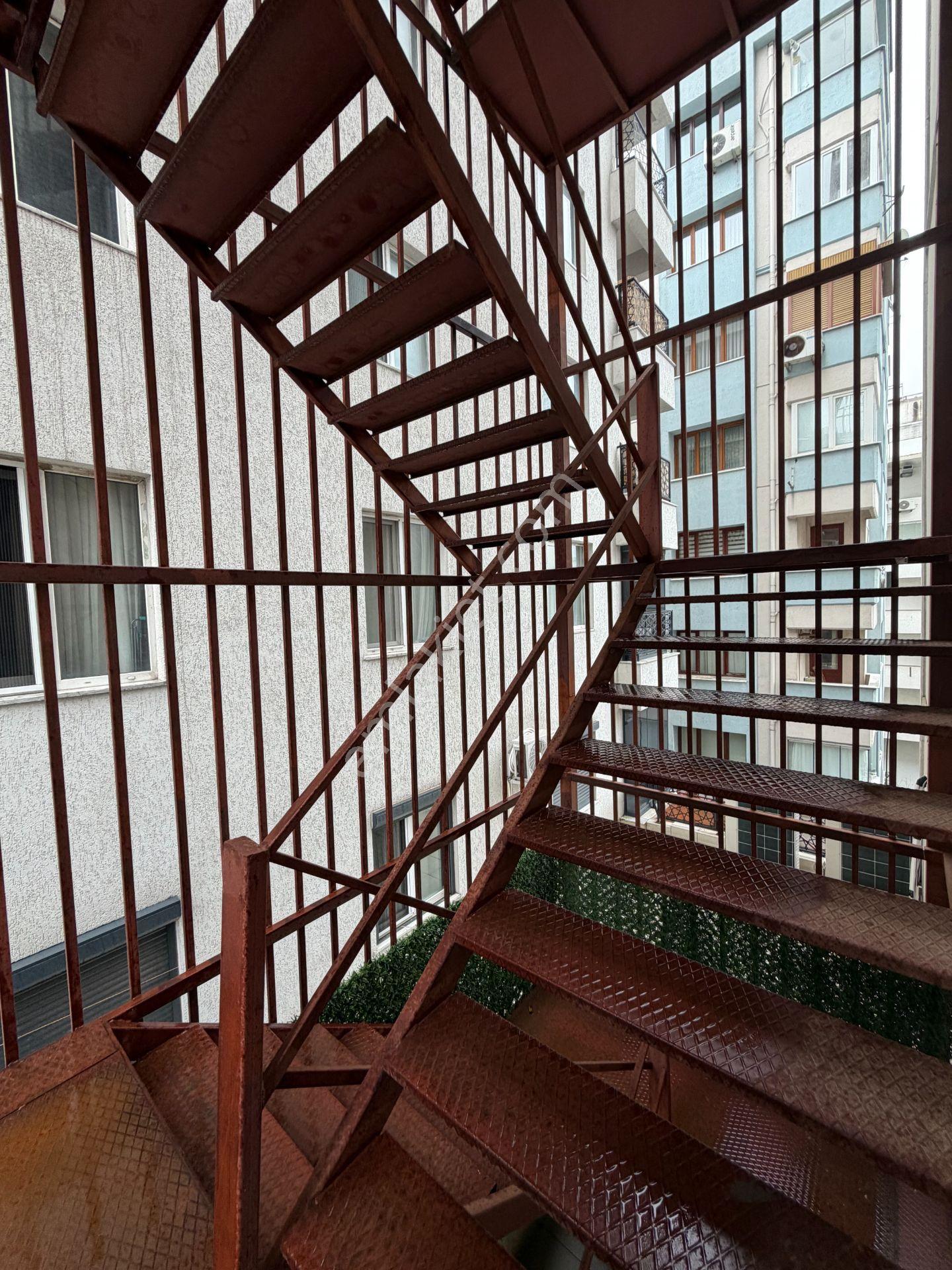 Maltepe Atatürk Cd Üzeri Prestijli Plaza Katı 300 M2 ! - Görsel 20