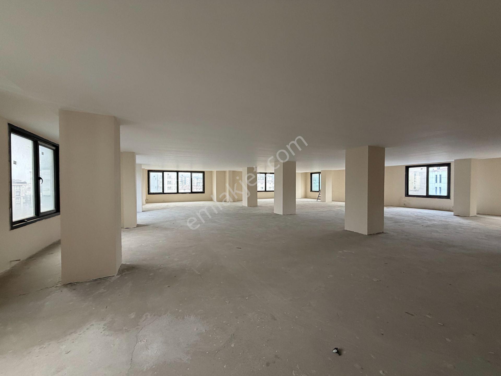 Bağlarbaşı Mh Atatürk Cad.üzeri Prestijli Plaza Katı 300 M2 ! - Görsel 12