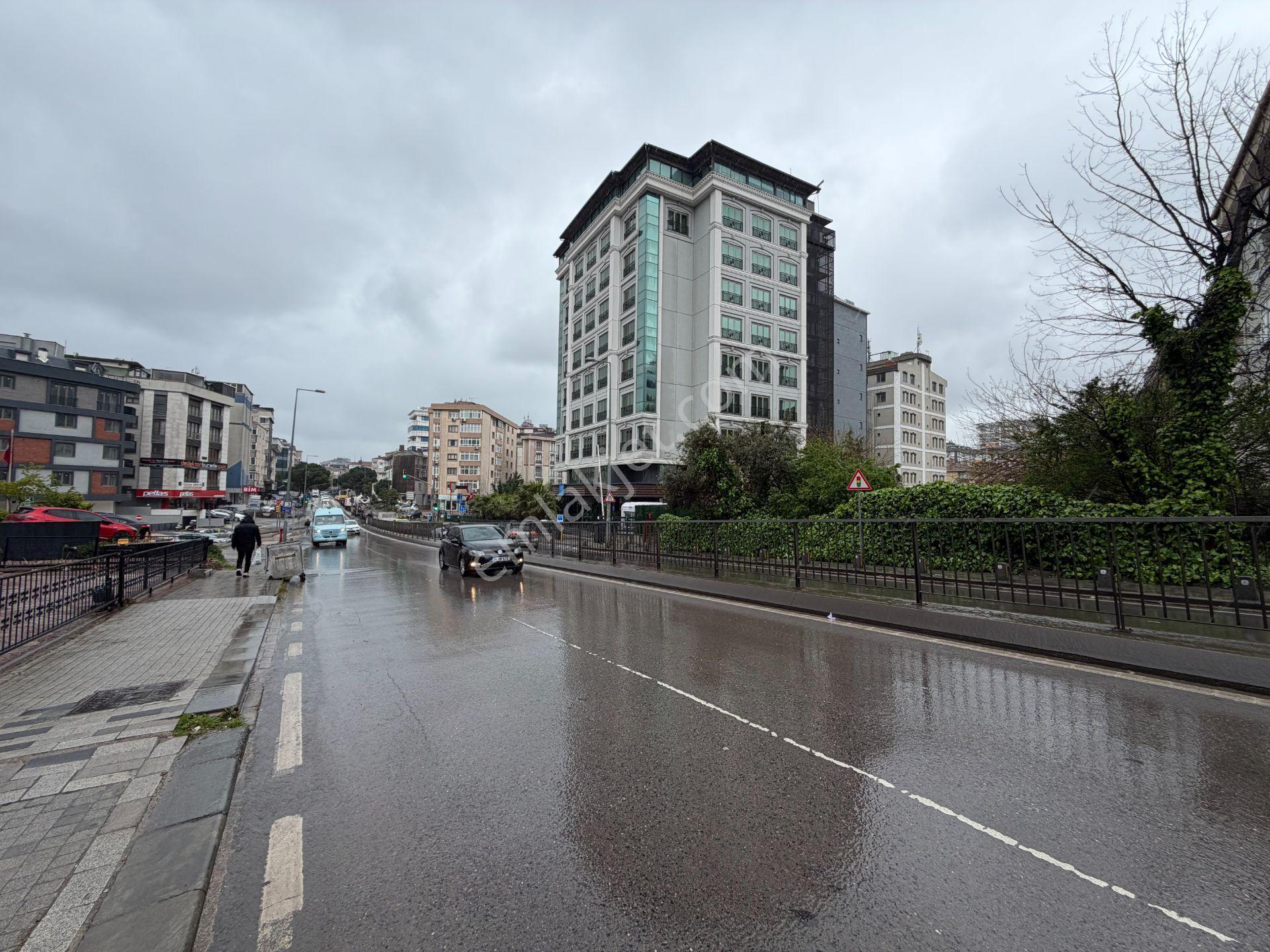 Bağlarbaşı Mh Atatürk Cad.üzeri Prestijli Plaza Katı 300 M2 ! - Görsel 35