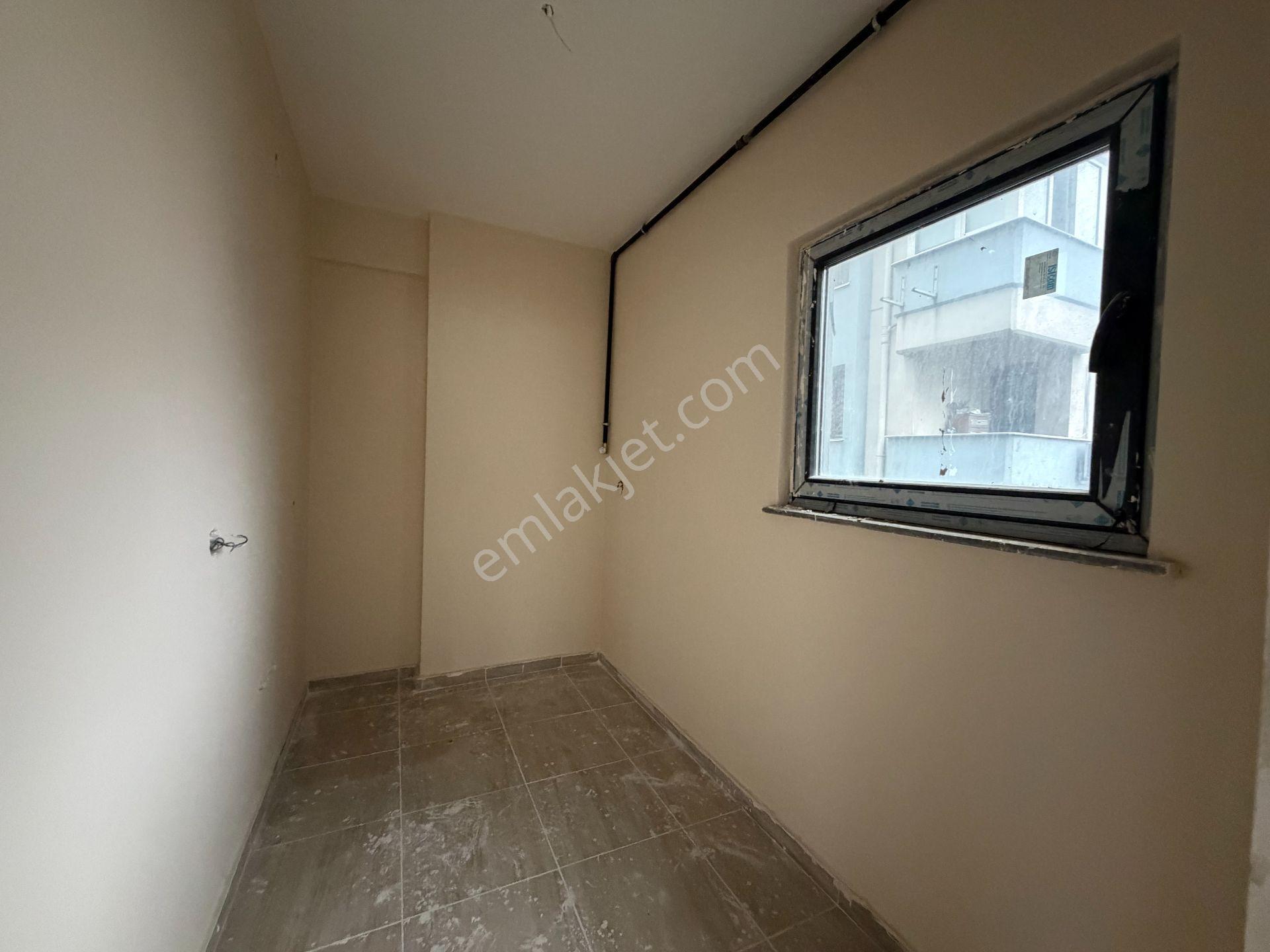 Bağlarbaşı Mh Atatürk Cad.üzeri Prestijli Plaza Katı 300 M2 ! - Görsel 18