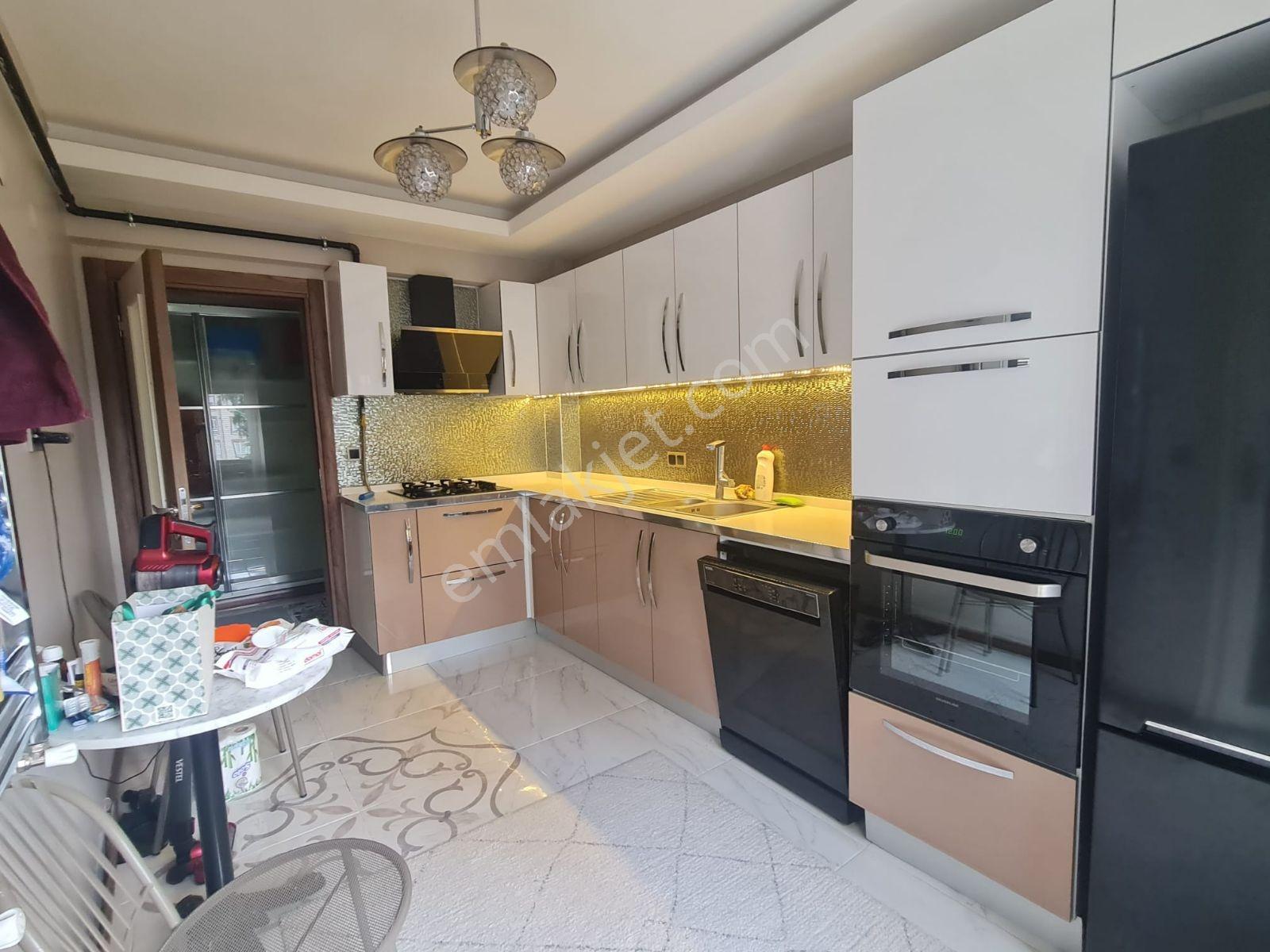 Ayrıcalıklı Konumda Park Flora 2 Sitesinde Satılık 2+1 Daire - Görsel 3