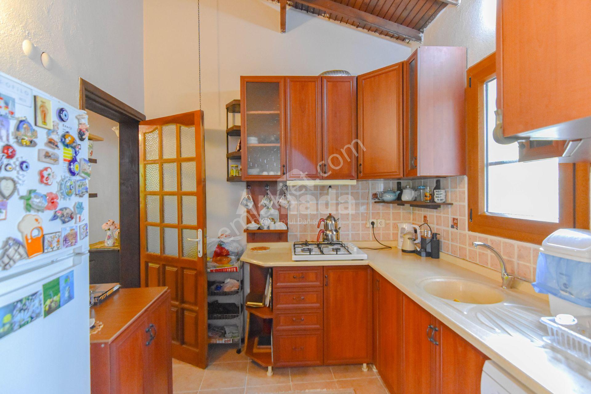 Söke Güllübahçe Merkezde Satılık Köy Evi - Görsel 16