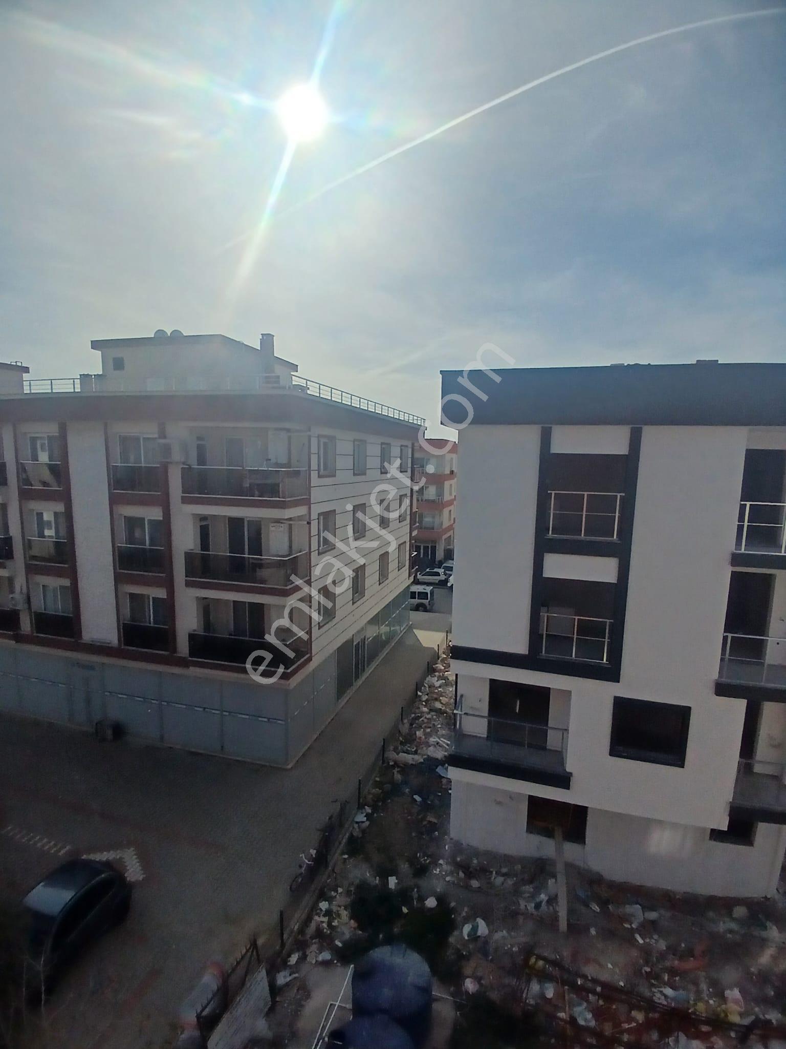 Yerden Isıtmalı Lüx 1+1 Ara Kat Merkezi Konum Önü Açık - Görsel 24