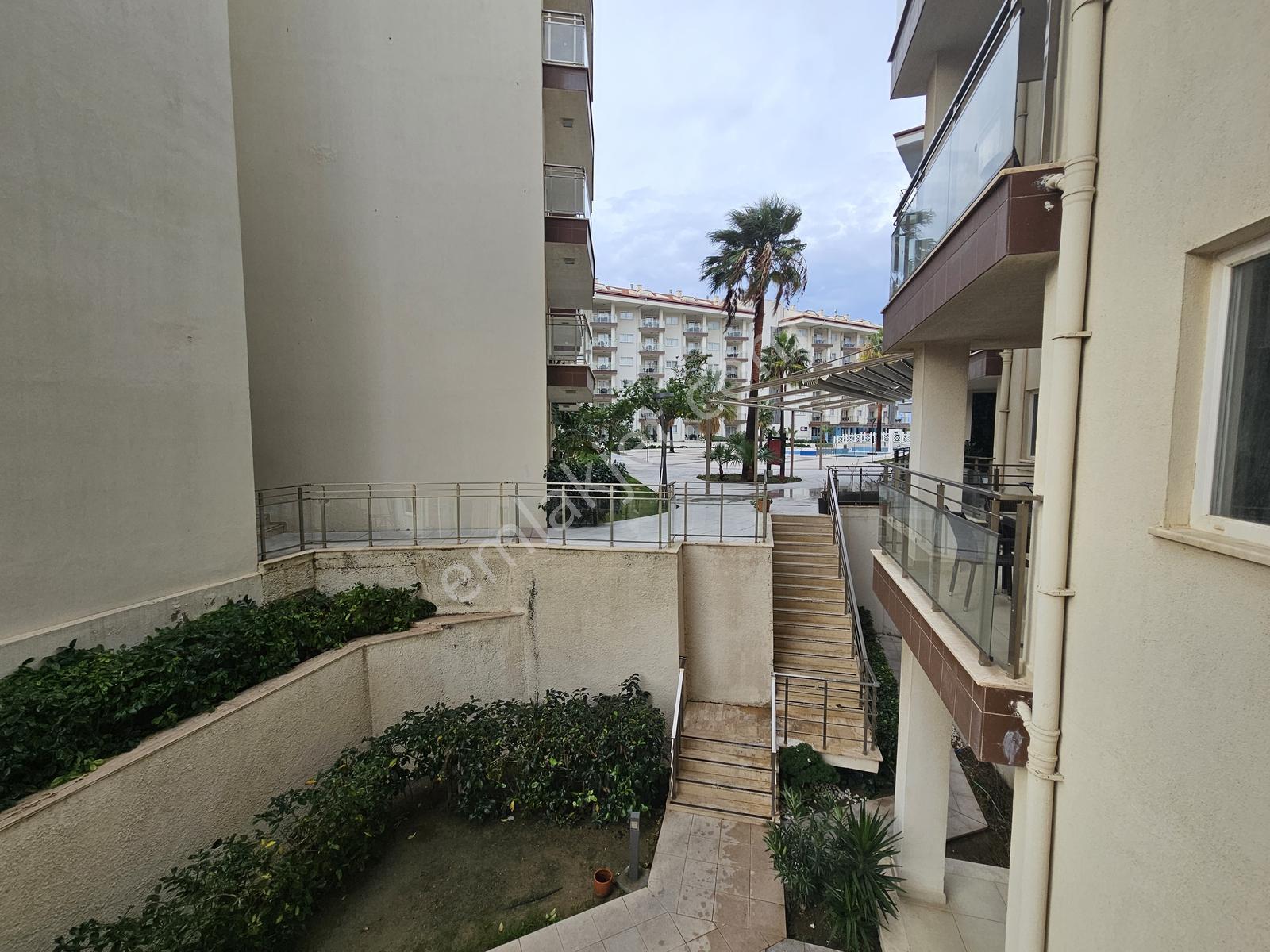 Kuşadası Ramada Suıtes'te Satılık Eşyalı 1+1 Daire - Görsel 10