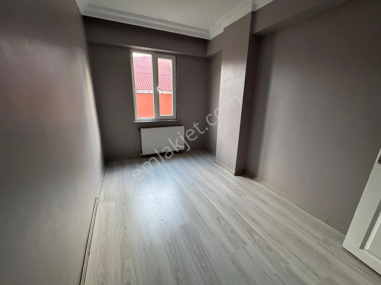 Çekmeköy Mehmet Akif Mah.geniş Satılık 3+2 Dubleks Daire