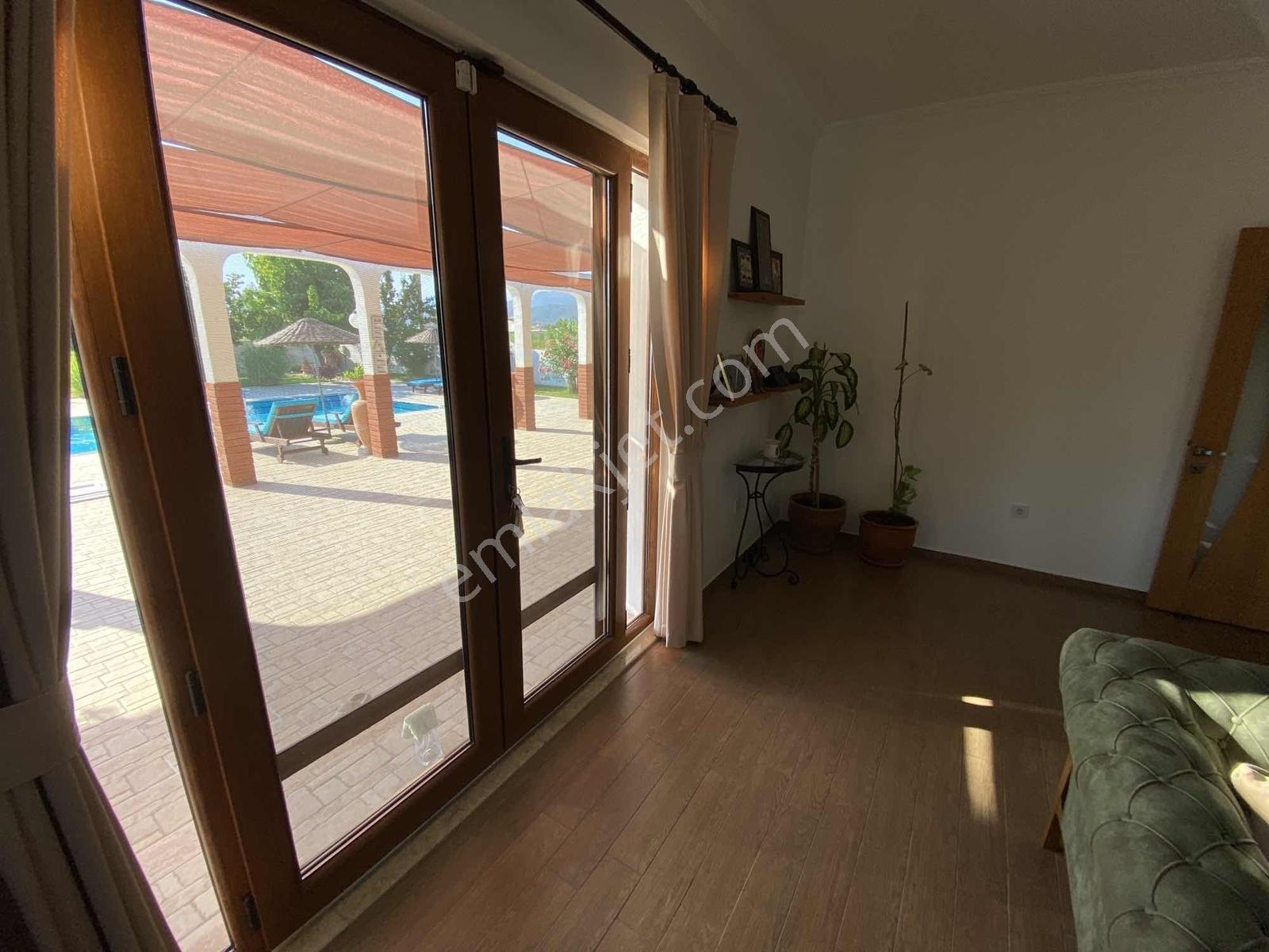 Fethiyede Muazzam Tek Katlı 2793m2 Arsalı Müstakil Villa - Görsel 33