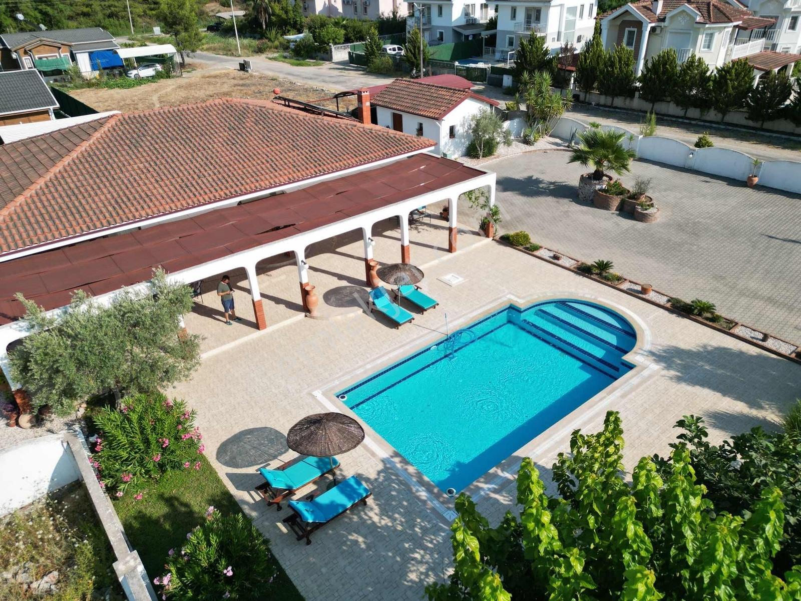 Fethiyede Muazzam Tek Katlı 2793m2 Arsalı Müstakil Villa - Görsel 17