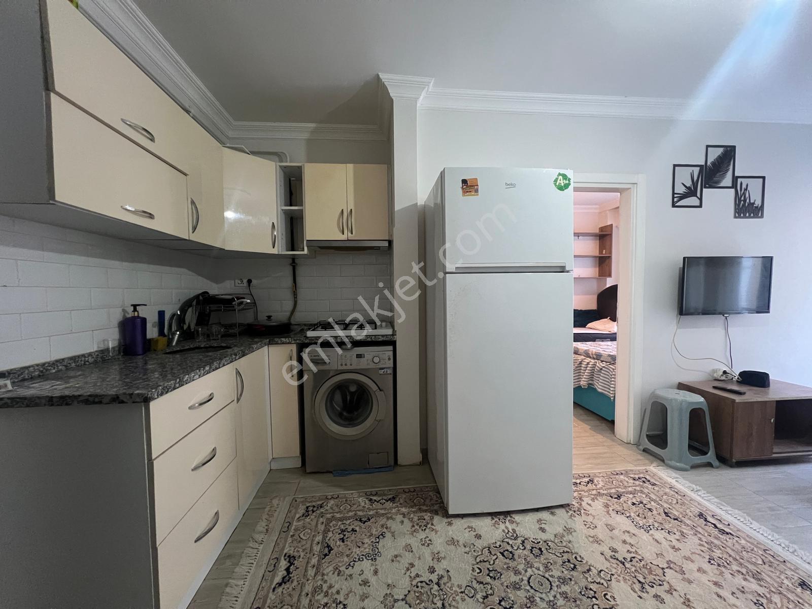 Kemalpaşa Kampüs Yanı Ve Site İçi Kiralık Eşyalı 1+1 Daire ! - Görsel 6