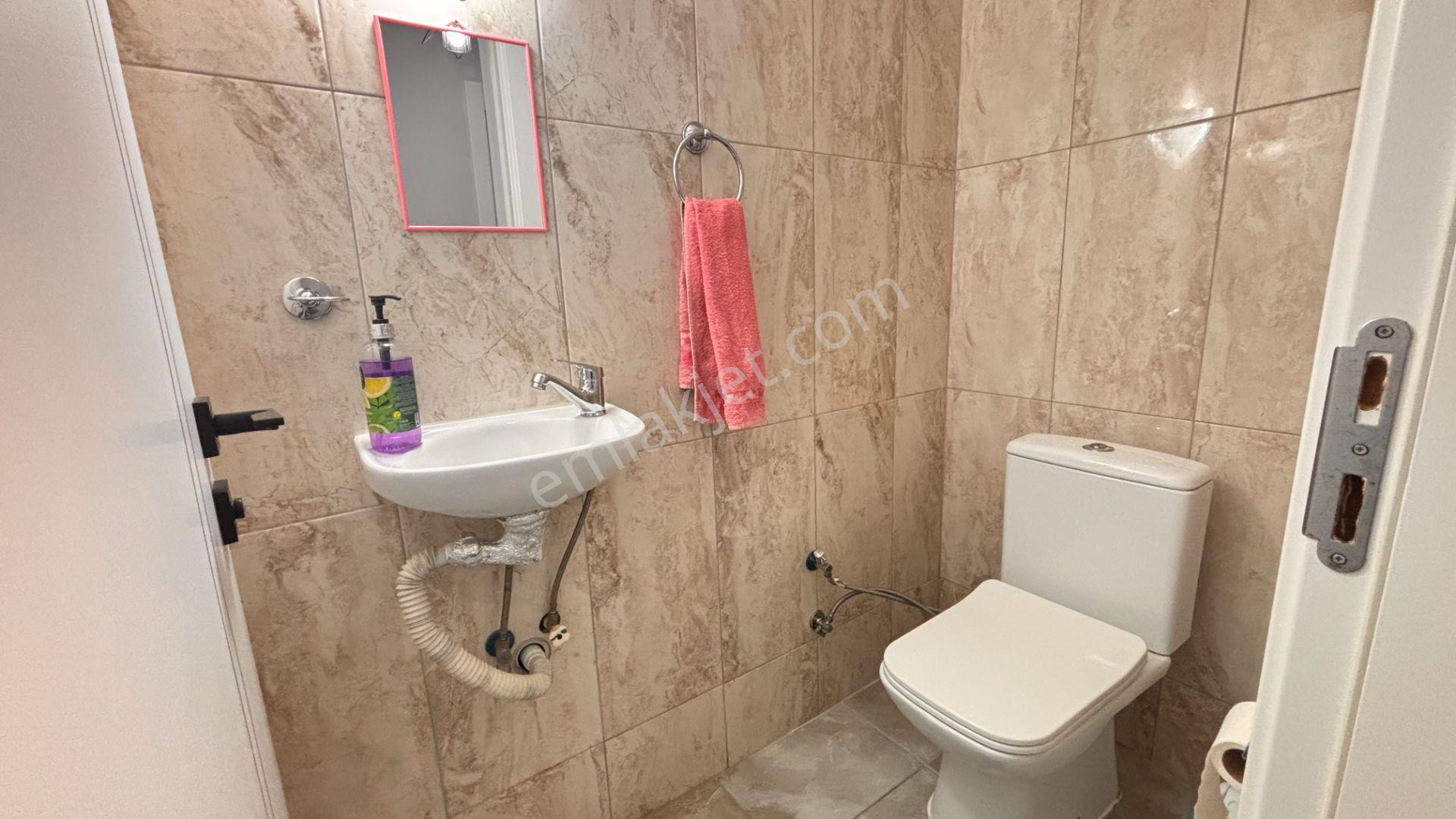 Konacık Ali Yaman Sitesi'nde Havuz Manzaralı 2+1 Üst Kat Daire - Görsel 24