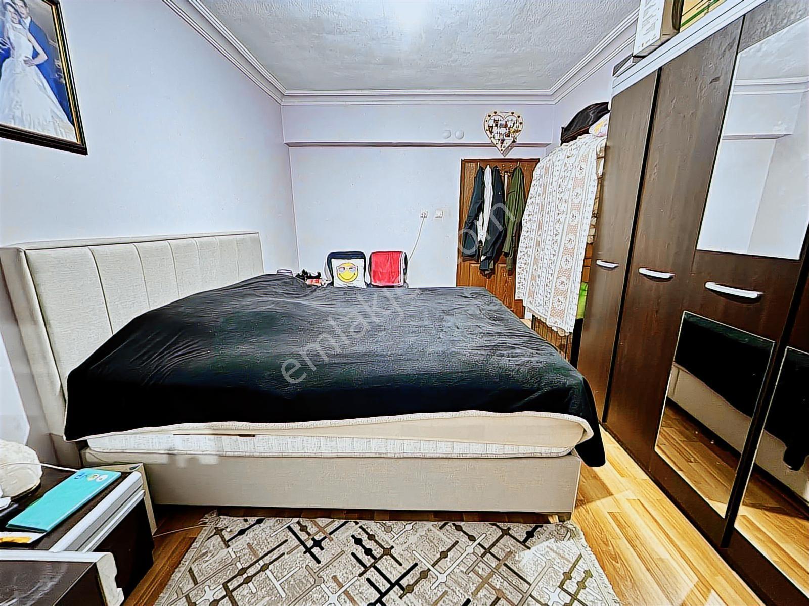 İstasyon Caddesi Cepheleri Açık Geniş Oturm Masrafsız 3+1 Daire - Görsel 10