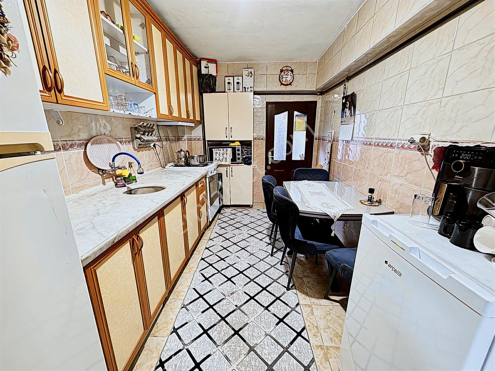 İstasyon Caddesi Cepheleri Açık Geniş Oturm Masrafsız 3+1 Daire - Görsel 16