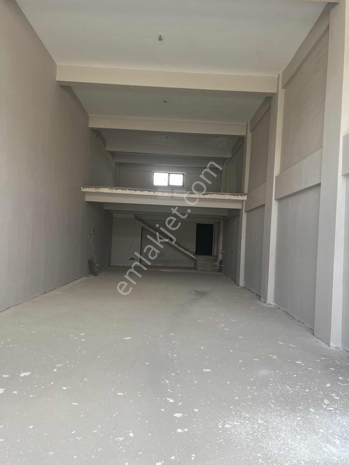 Belkız Mahallesi Ana Cadde Üzeri 197 M2 Kiralık Dükkan