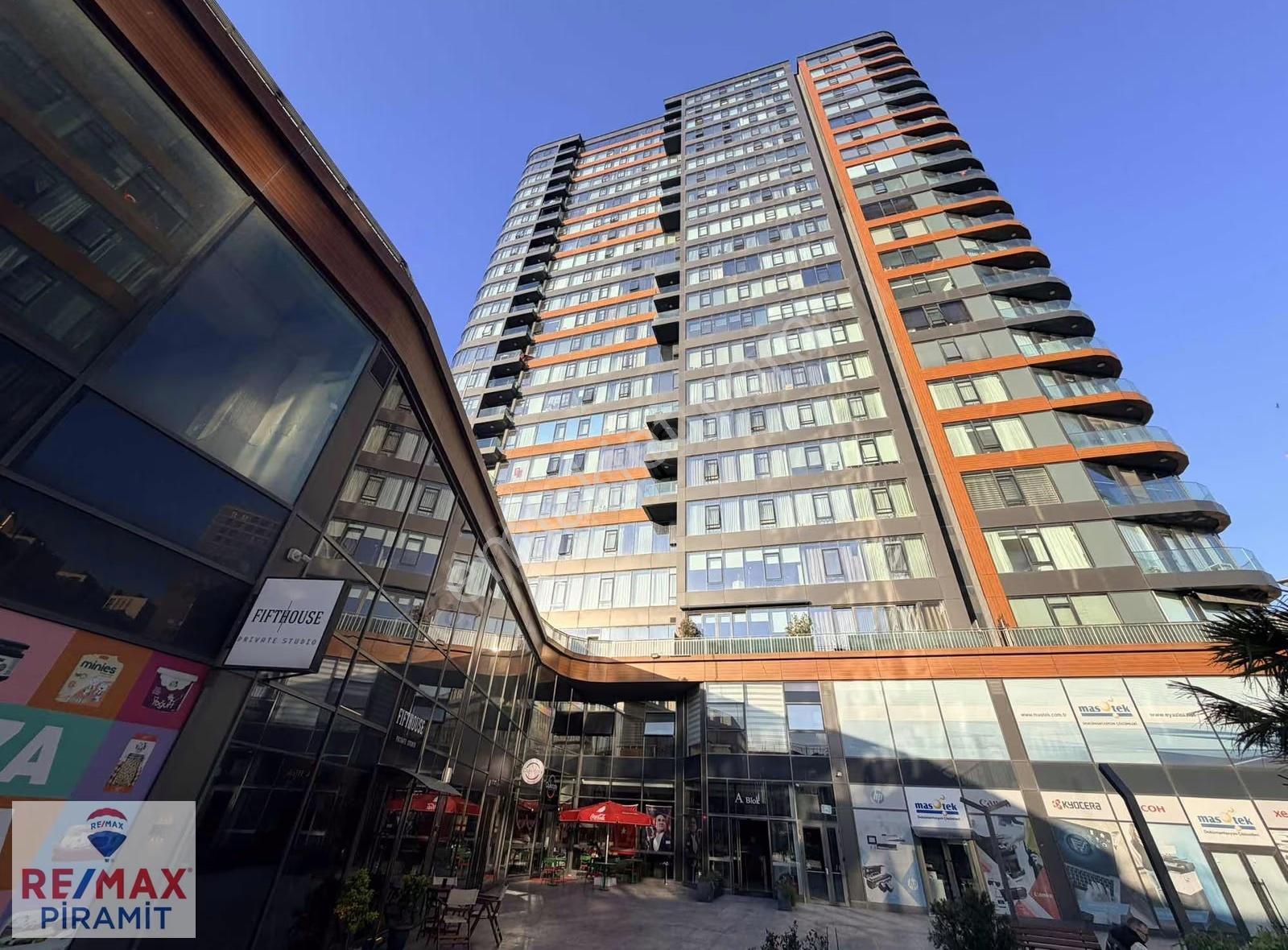 The Mandarins Sitesinde 2+1 - Yüksek Kat- Eşyalı Kiralık - Görsel 18