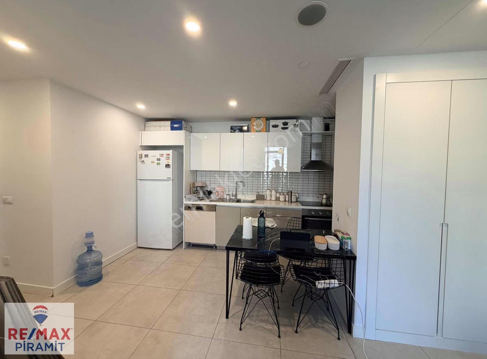 The Mandarins Sitesinde 2+1 - Yüksek Kat- Eşyalı Kiralık - Görsel 6