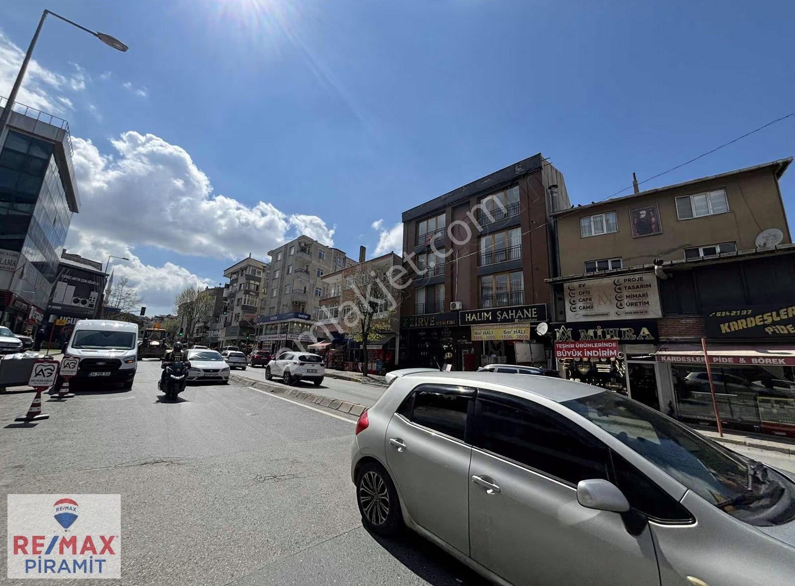 Küçüksu Caddesi Üzerinde Merkezi Konumda 2+1 Satılık Daire - Görsel 4