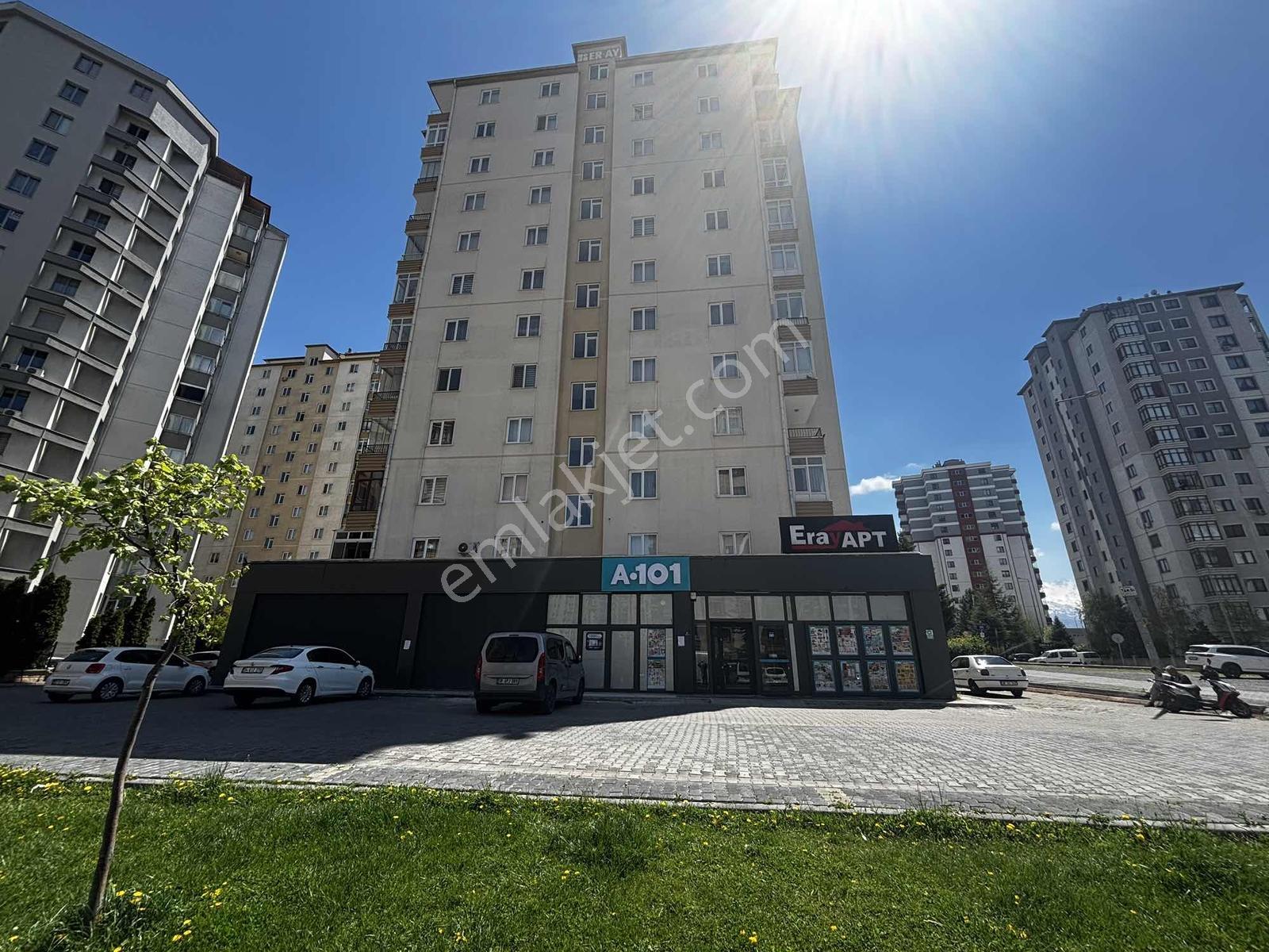 Köşk Mahallesinde Harika Konuma Sahip Kombili 3+1 Daire - Görsel 27