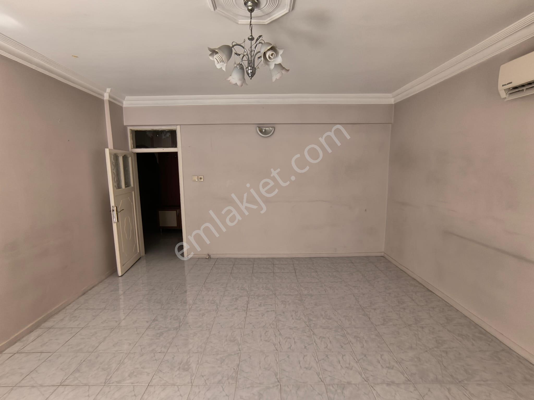 Kiracılı Bamyasuyu Mahallesi'nde Merkezi Konumda Satılk 3. Kat Doğal Gazlı 2+1 Daire - Görsel 12