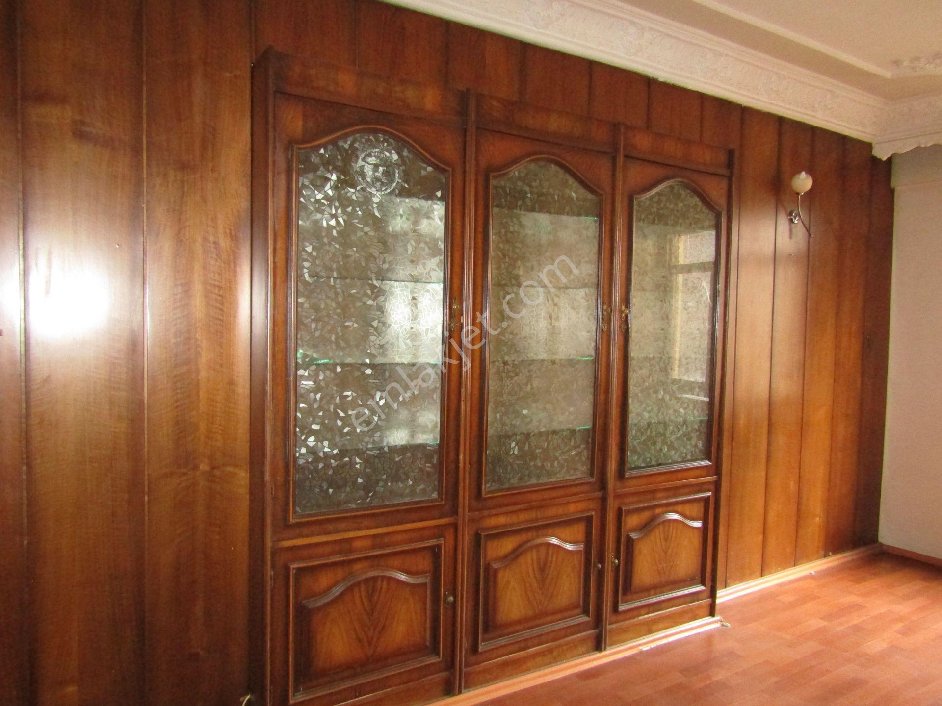 Setbaşı Ünlü Cadde Gözaçanişhanı 50m2 2.arakat Kiralık İşyeri 10bin Tl - Görsel 5