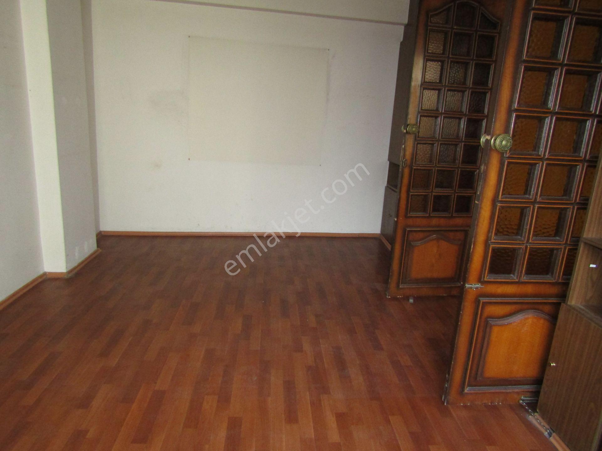 Setbaşı Ünlü Cadde Gözaçanişhanı 50m2 2.arakat Kiralık İşyeri 10bin Tl - Görsel 10
