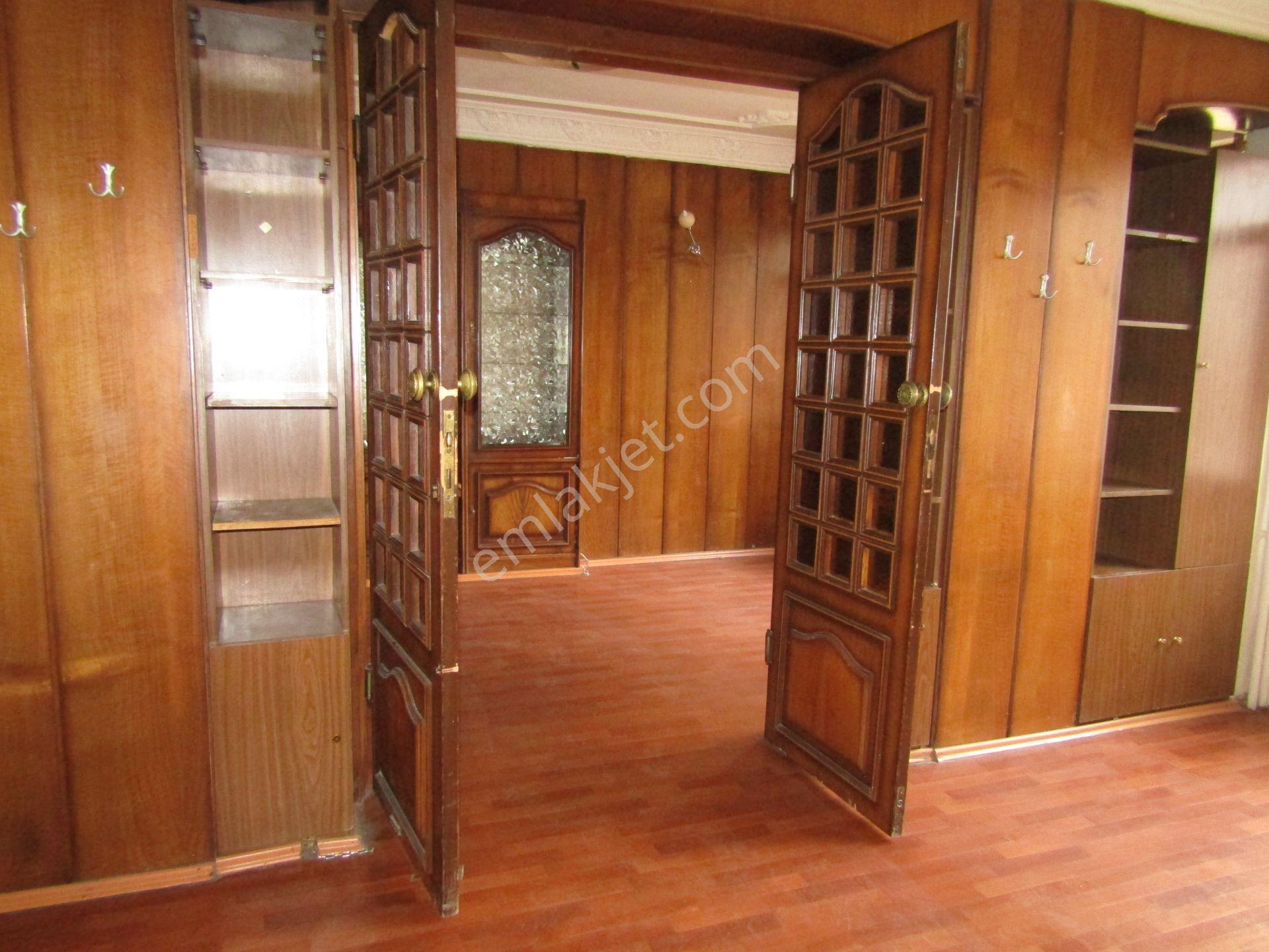 Setbaşı Ünlü Cadde Gözaçanişhanı 50m2 2.arakat Kiralık İşyeri 10bin Tl - Görsel 8