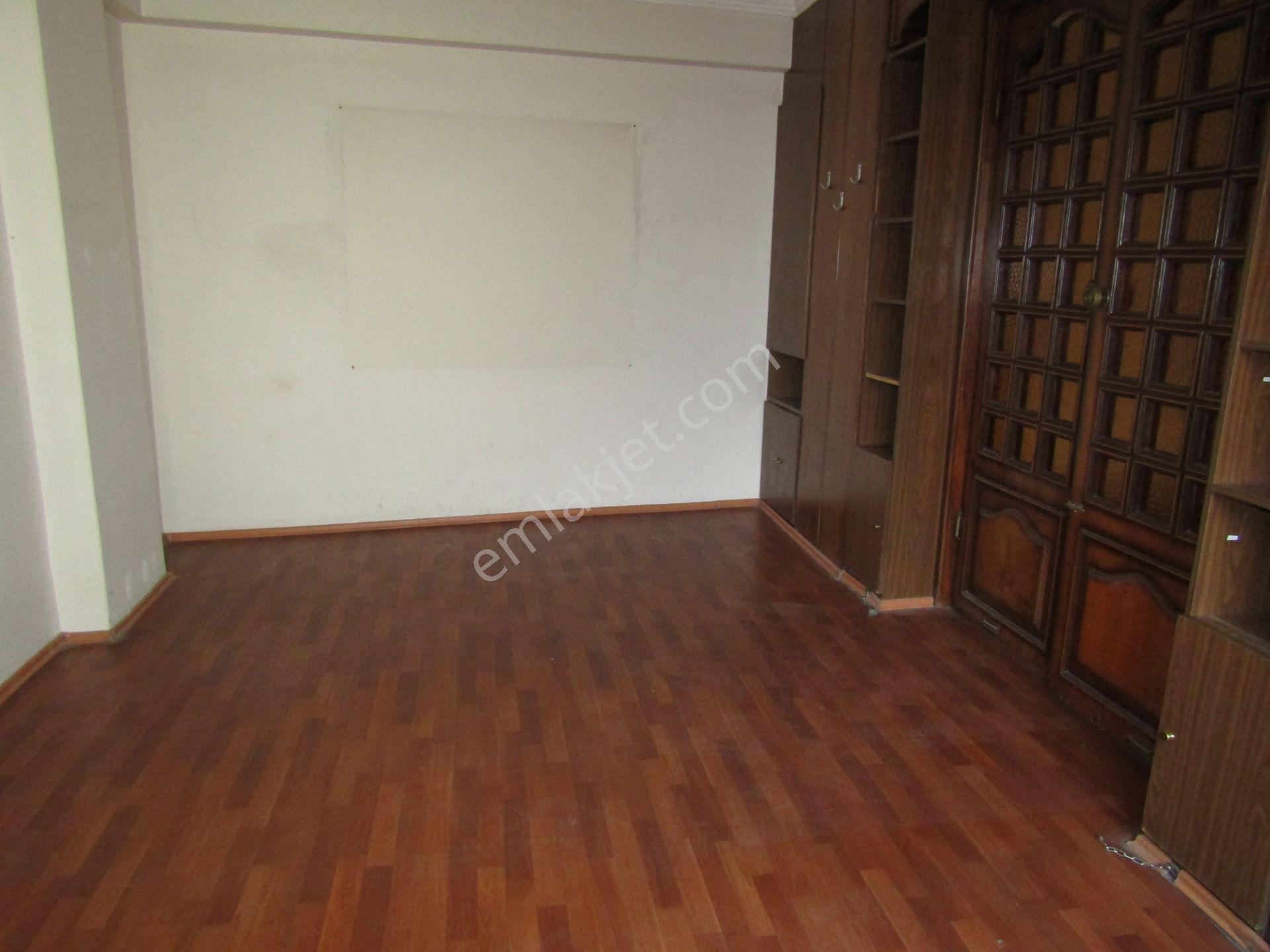 Setbaşı Ünlü Cadde Gözaçanişhanı 50m2 2.arakat Kiralık İşyeri 10bin Tl - Görsel 14