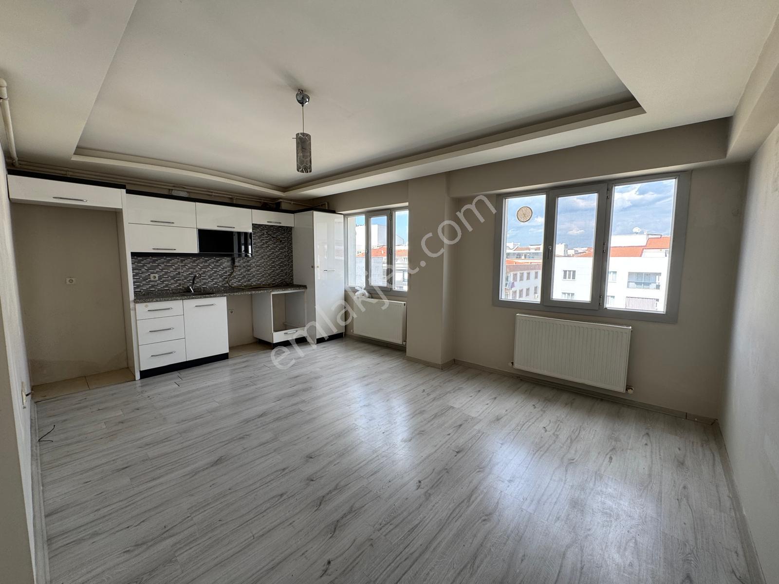 Zeki Emlak'tan Muradiye Mh. İstasyon Civ. 3+1 Kiralık Dubleks D. - Görsel 25