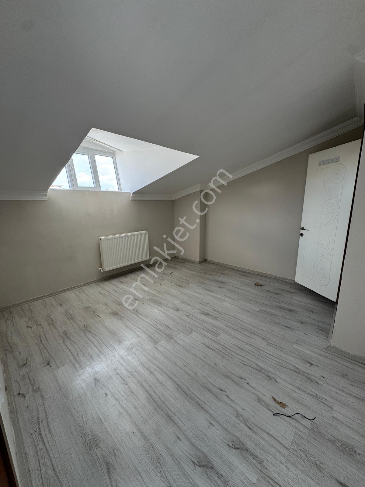 Zeki Emlak'tan Muradiye Mh. İstasyon Civ. 3+1 Kiralık Dubleks D. - Görsel 13