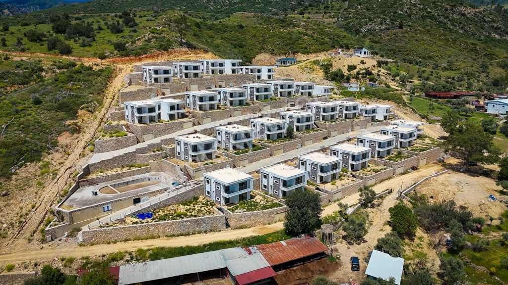 Cennet Gibi Bir Doğaya Ve Denıze Sahip Havuzlu Sitede 2+1 Daire - Görsel 24