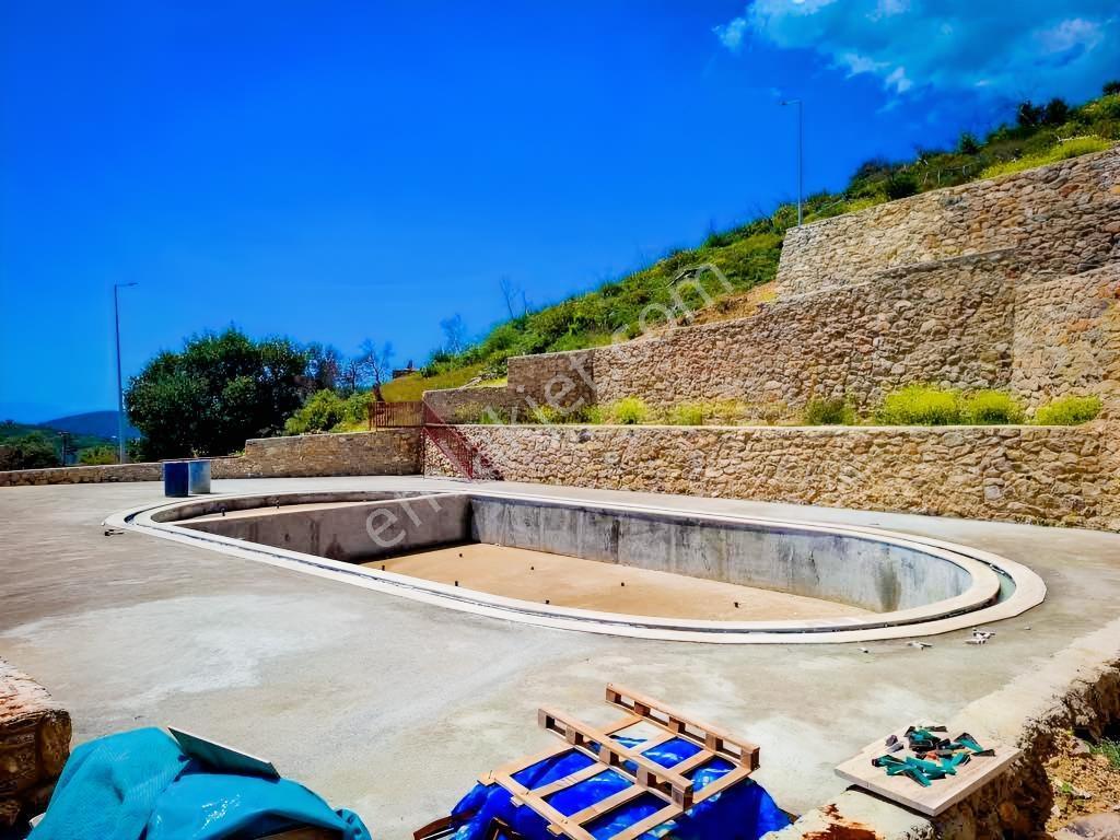 Cennet Gibi Bir Doğaya Ve Denıze Sahip Havuzlu Sitede 2+1 Daire - Görsel 5