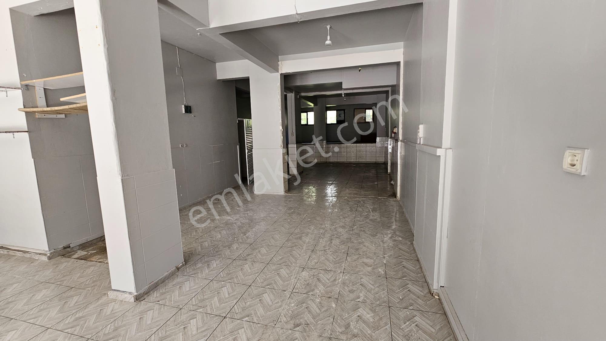 Yuvam Gayrimenkul'den Salihli Şühade Cad. Üzeri 150 M2 Kiralık Dükkan - Görsel 8