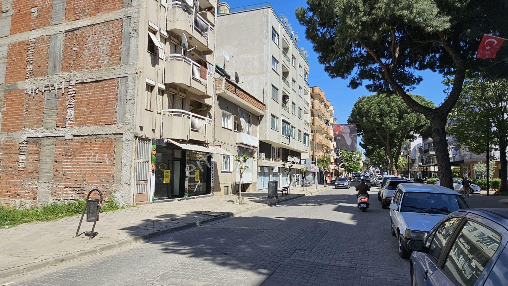 Yuvam Gayrimenkul'den Salihli Şühade Cad. Üzeri 150 M2 Kiralık Dükkan - Görsel 13