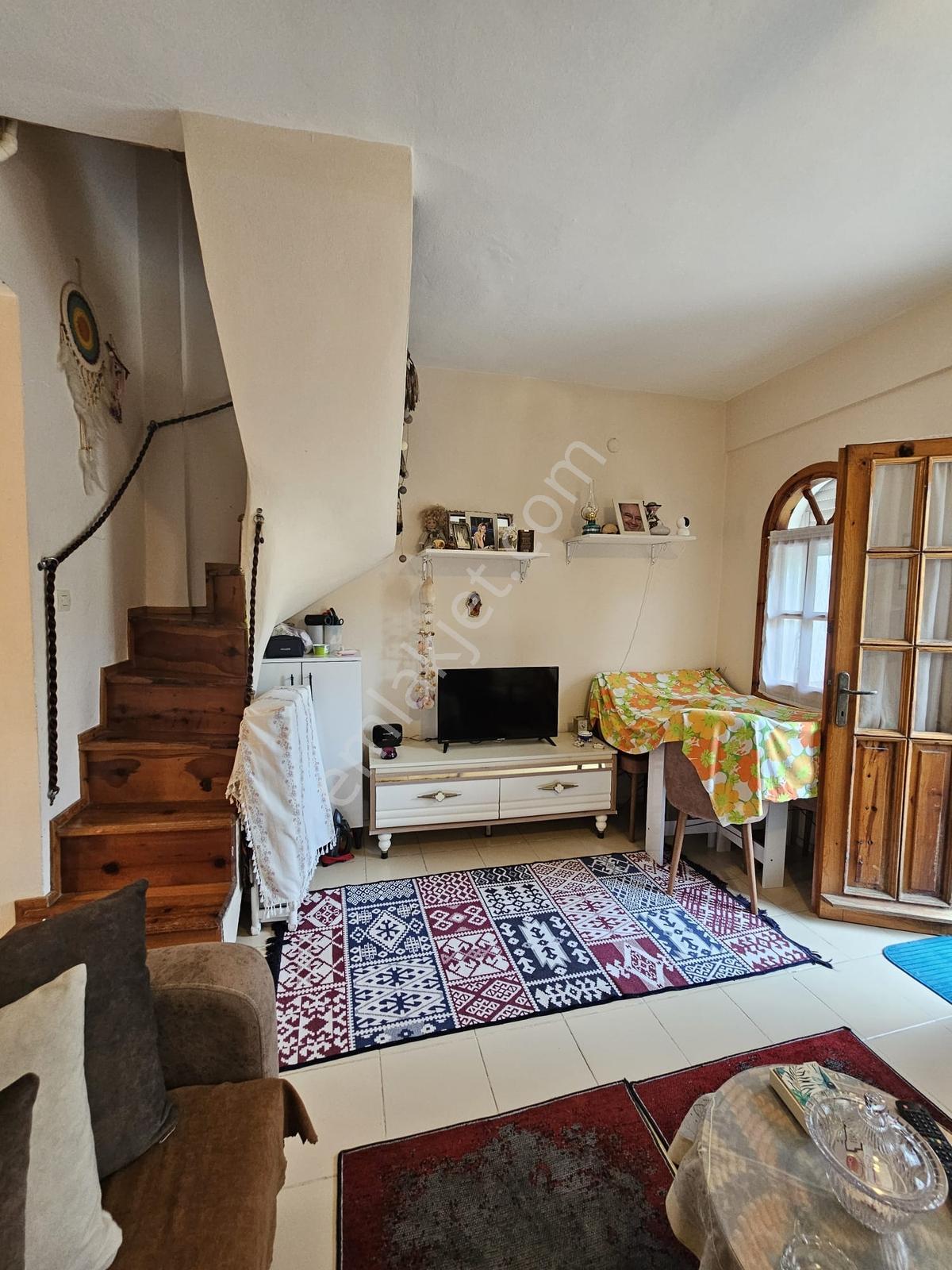 Yeni Foça Da Fevzi Çakmak Mah. 2+1 Satılık Villa - Görsel 10