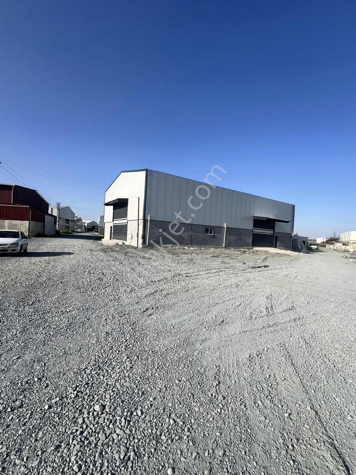 Asl Yatırım'dan Honda Kavşağı Yakını Kiralık 840 M2 Dükkan