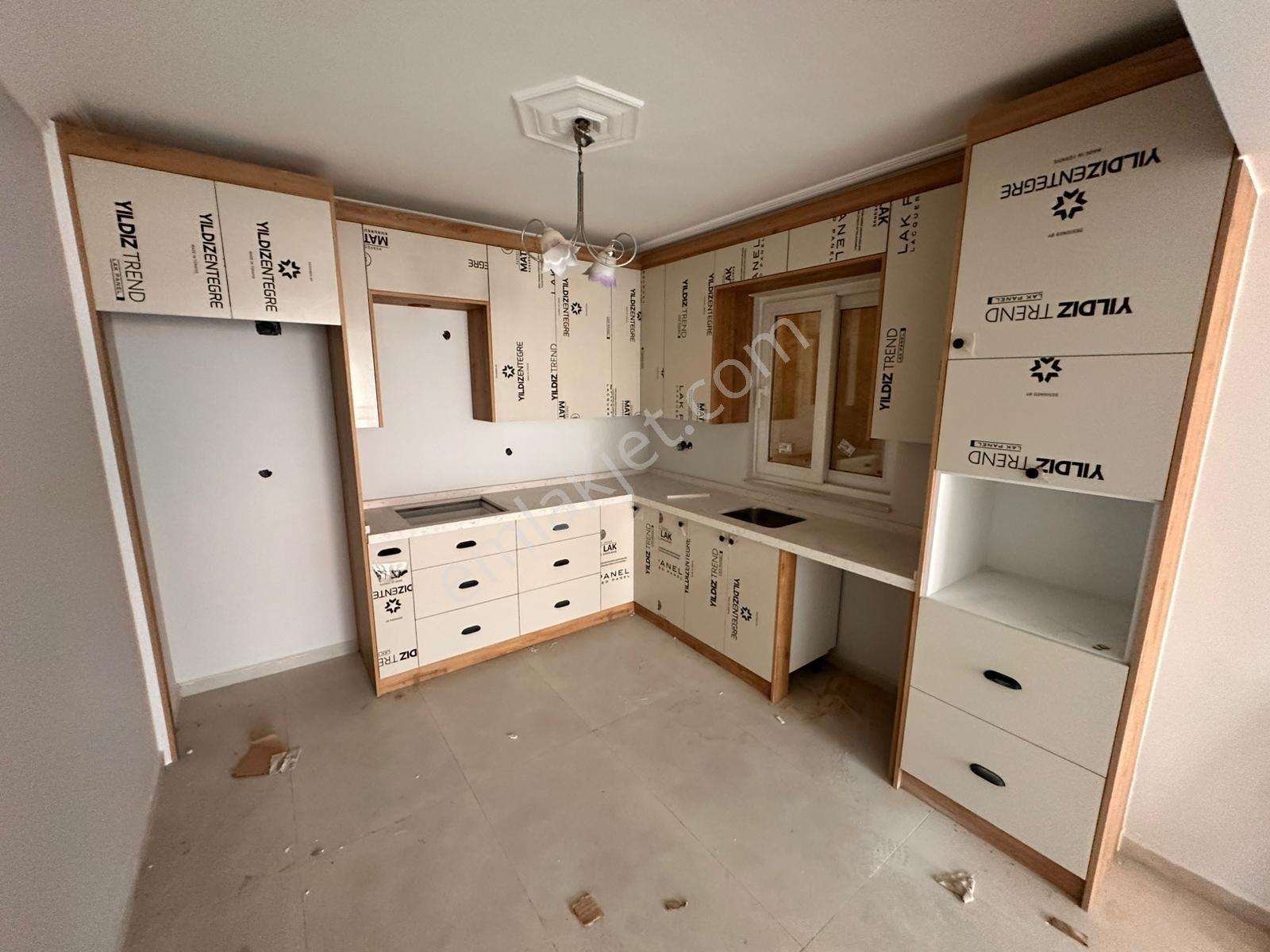 Dalaman Merkez Mahallesinde 3+1 135 M2 Ara Kat Satılık Daire - Görsel 4