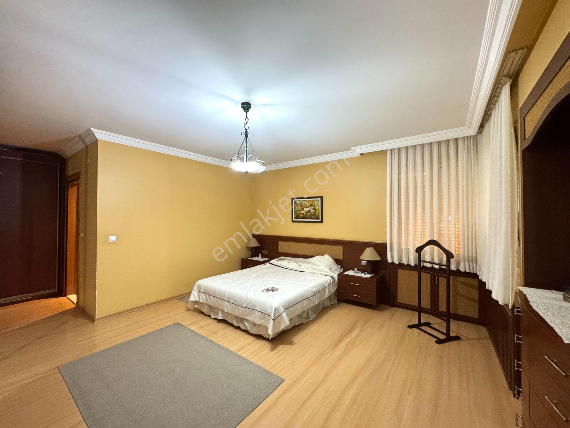 Lara Yücedağ Sitesinde Tam Cephe Deniz Manzaralı 280 M² Prestijli 4+1 - Görsel 22