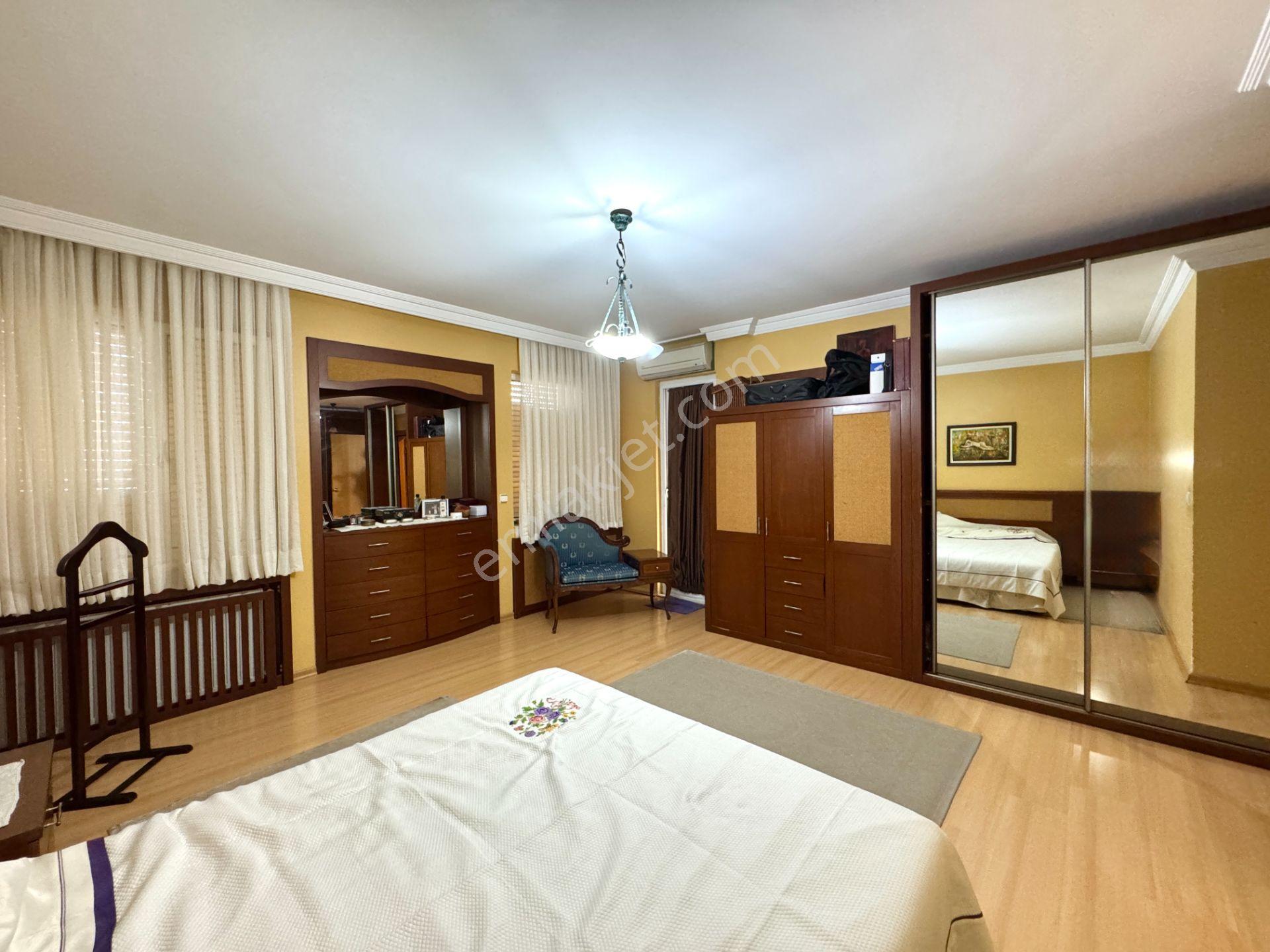 Lara Yücedağ Sitesinde Tam Cephe Deniz Manzaralı 280 M² Prestijli 4+1 - Görsel 21