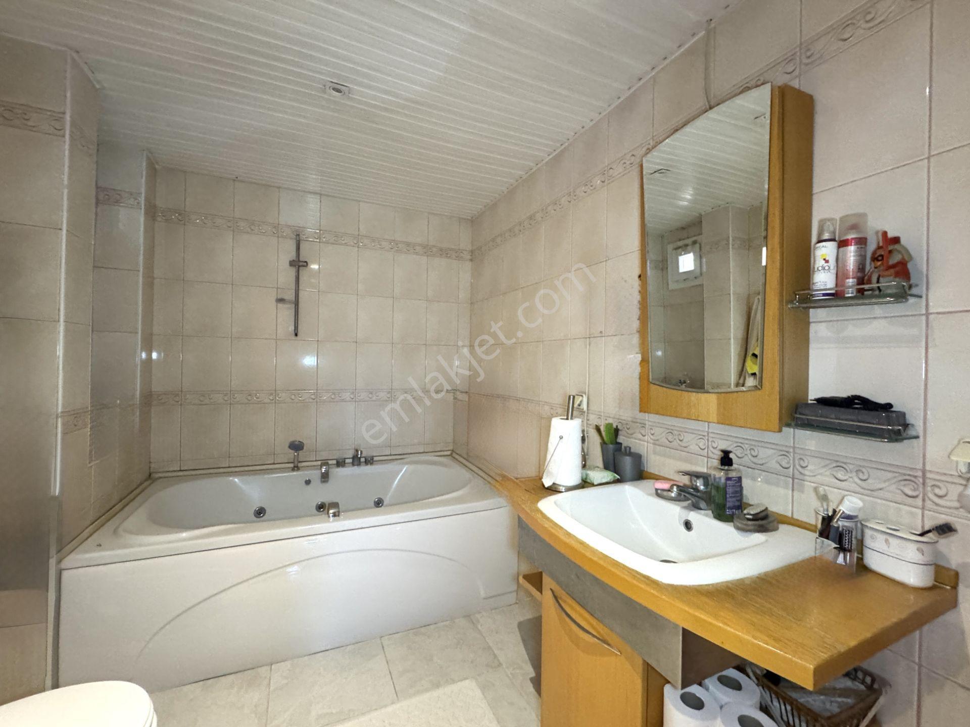 Lara Yücedağ Sitesinde Tam Cephe Deniz Manzaralı 280 M² Prestijli 4+1 - Görsel 25